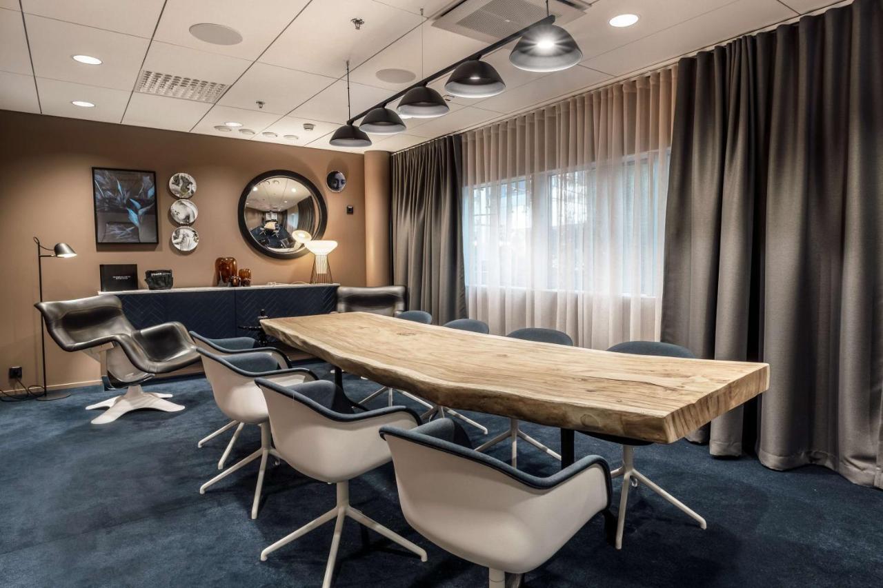 Hotel Scandic Helsinki Airport 4*