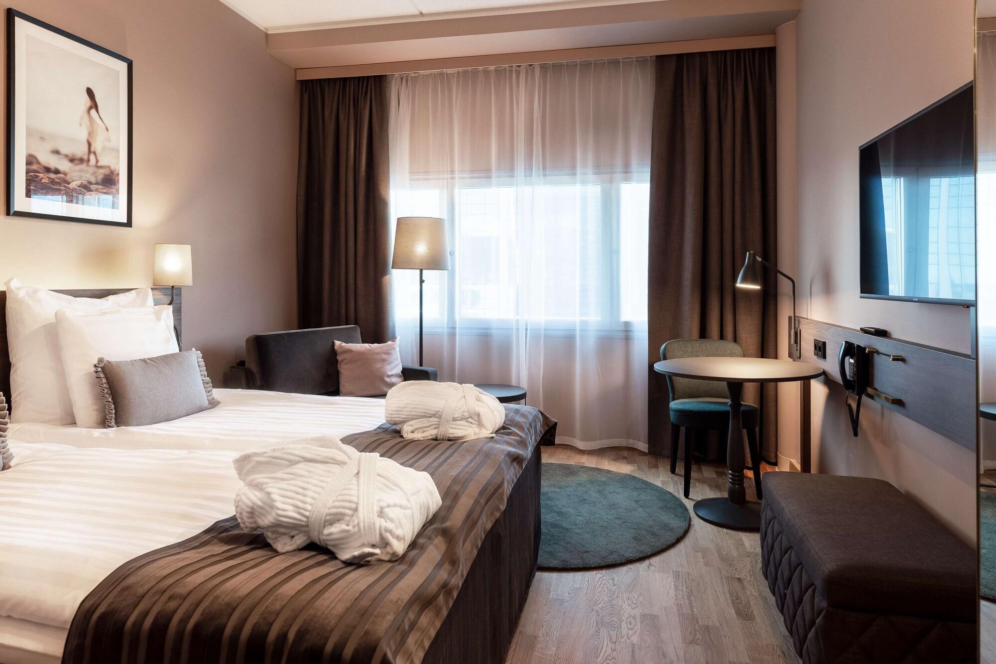 Scandic Helsinki Airport Hotel 4*